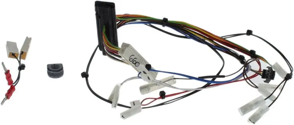 Kabelbaum von Bosch mit mehreren farbigen Drähten, Steckverbindungen und isolierten Klemmen, geeignet für elektrische Verbindungen.